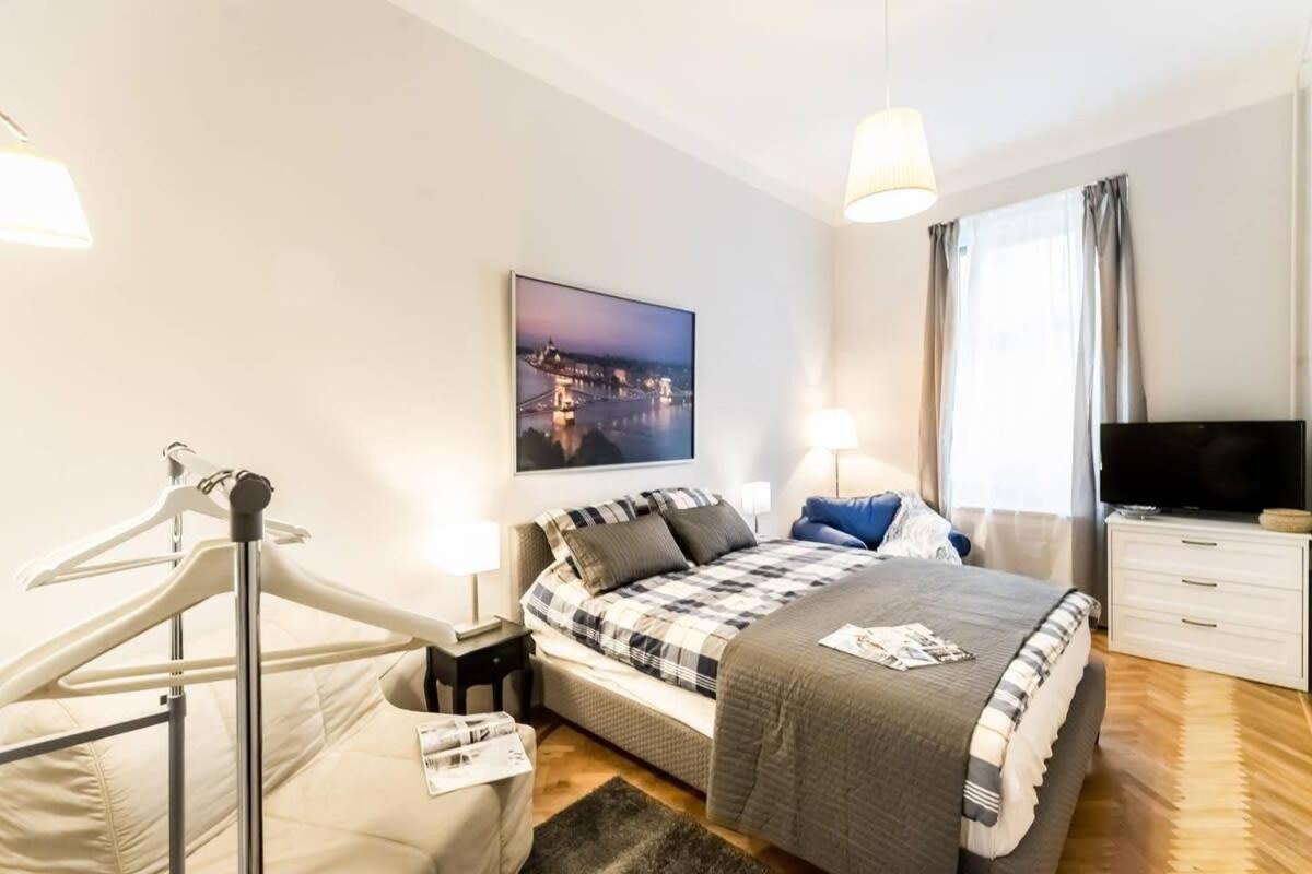 Perfectly Located, Renewed And Cozy Apartment Budapest Extérieur photo